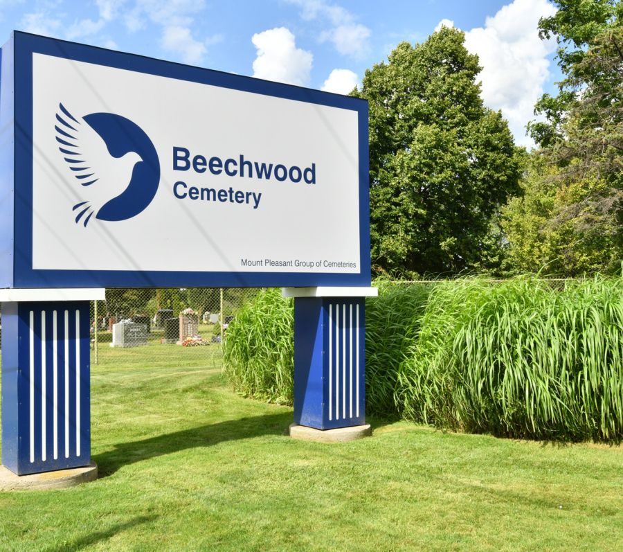Beechwood Cemetery sign