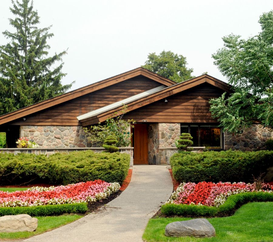 Beechwood Cemetery office building